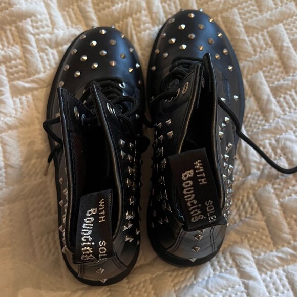 Dr. Martens 1460 Stud Wanama Leather Lace Up Boots - Size 9 - Picture 5 of 6